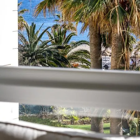 Banus - Banus Playa Rocio Beachside Complex Daire *