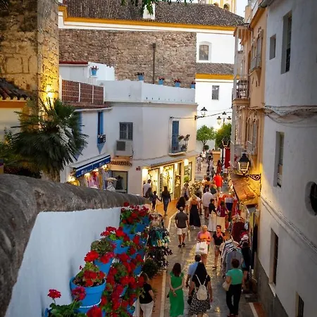 Banus - Banus Playa Rocio Beachside Complex Daire