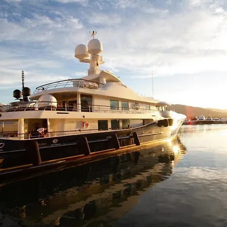 Banus - Banus Playa Rocio Beachside Complex * Marbellac