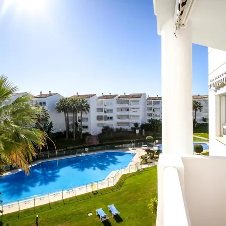 Banus - Banus Playa Rocio - 2br - 2ba - Direct & Sea Access Complex - Outdoor Terrace W Garden Views - Pool - 3 Min Walk To Puerto Banus & Corte Ing Luxury Shopping - Ideal For Families شقة