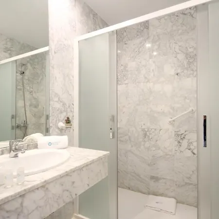 Banus - Banus Playa Rocio Beachside Complex 马尔韦利亚