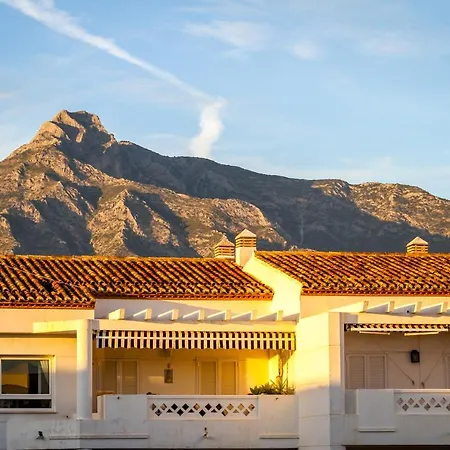 Banus - Banus Playa Rocio - 2br - 2ba - Direct & Sea Access Complex - Outdoor Terrace W Garden Views - Pool - 3 Min Walk To Puerto Banus & Corte Ing Luxury Shopping - Ideal For Families ماربيا
