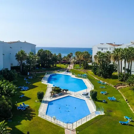 Апартаменты Banus - Banus Playa Rocio Beachside Complex
