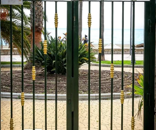 Lägenhet Banus - Banus Playa Rocio Beachside Complex