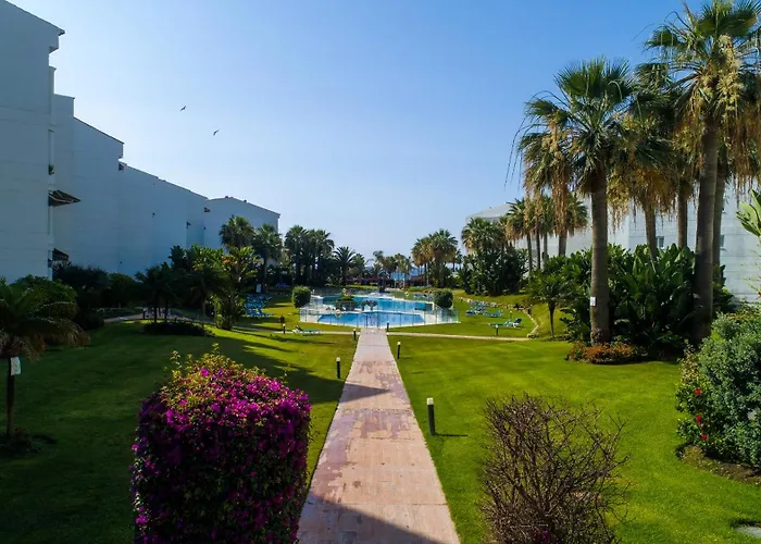 Banus - Banus Playa Rocio Beachside Complex
