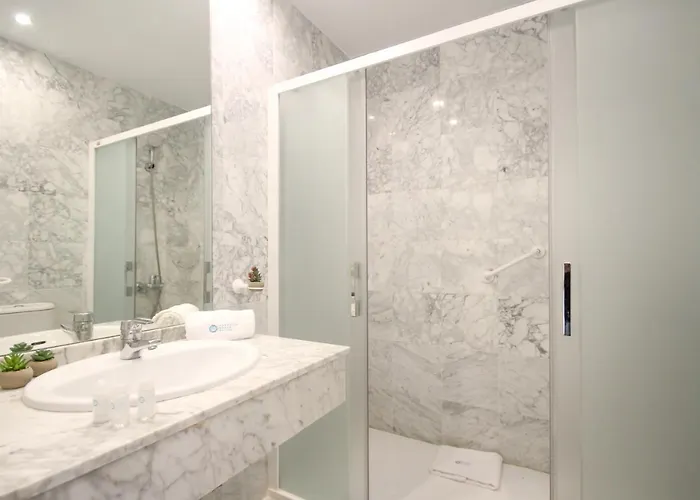 Banus - Banus Playa Rocio Beachside Complex 马尔韦利亚